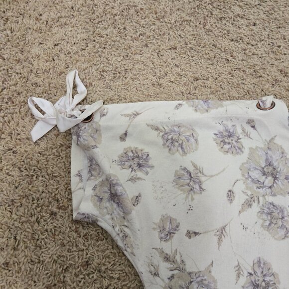 Womens Blouse Maurices Size 2 Ivory with Multicolor Flowers Excellent Condition - Picture 3 of 7